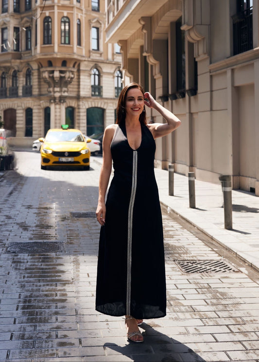 Vestido escote espalda negro